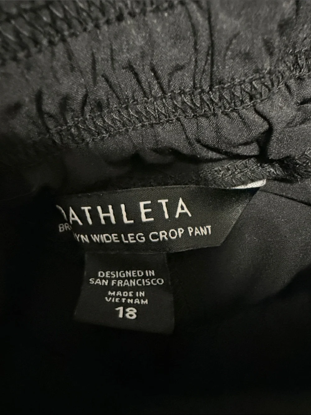 ATHLETA Brooklyn Wide Leg Crop Pant Black sz 18 LIKE NEW Ins 23”ElasticBackWaist - Picture 6 of 10